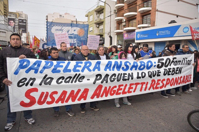 Trabajadores de la papelera ANSABO se movilizaron al municipio | Hecho ...