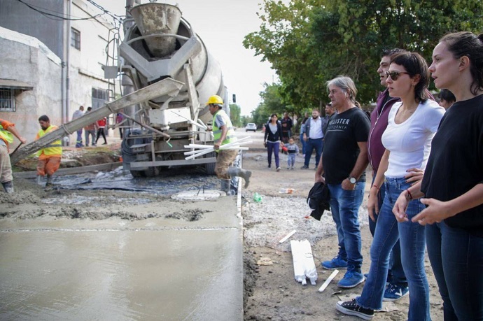 Avanzan las obras de pavimentación de 19 cuadras en Solano | Hecho en ...